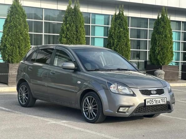 Kia Rio II Рестайлинг с пробегом 2011 года, цена 495 000 рублей, 271000 км, хэтчбек, Автокод Объявления
