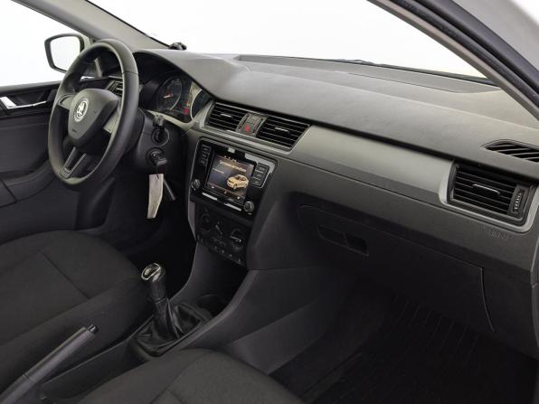 Skoda Rapid I Рестайлинг с пробегом 2019 года, цена 950 000 рублей, 128043 км, лифтбек, Автокод Объявления