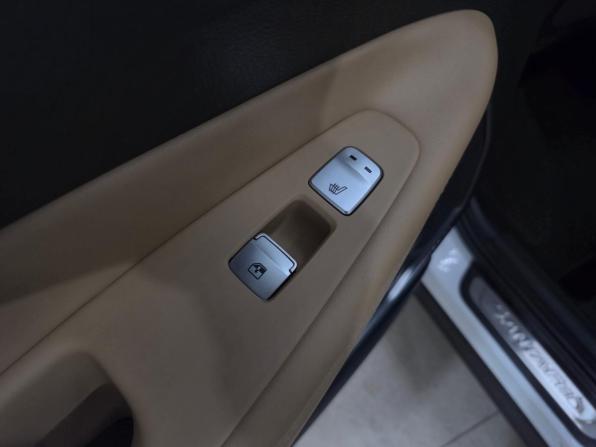 Hyundai Santa Fe IV Рестайлинг с пробегом 2020 года, цена 3 120 000 рублей, 103141 км, внедорожник, Автокод Объявления