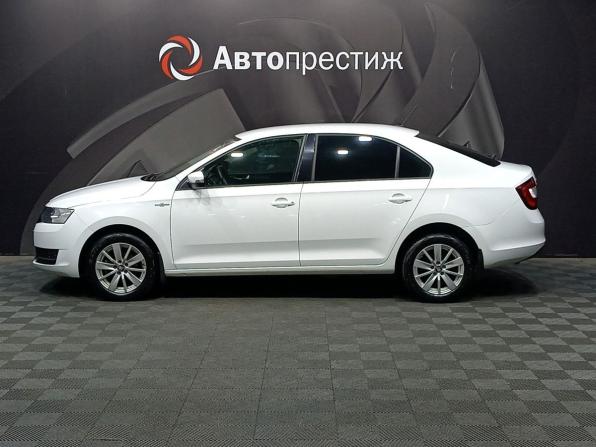 Skoda Rapid I Рестайлинг с пробегом 2019 года, цена 1 010 000 рублей, 245000 км, лифтбек, Автокод Объявления