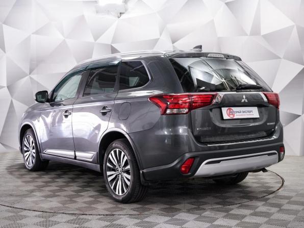 Mitsubishi Outlander III Рестайлинг 3 с пробегом 2019 года, цена 2 180 000 рублей, 121900 км, внедорожник, Автокод Объявления