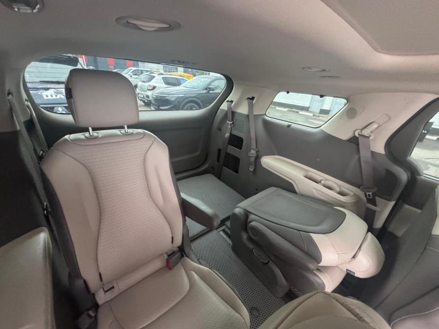 Kia Carnival IV Москва  - изображение 10