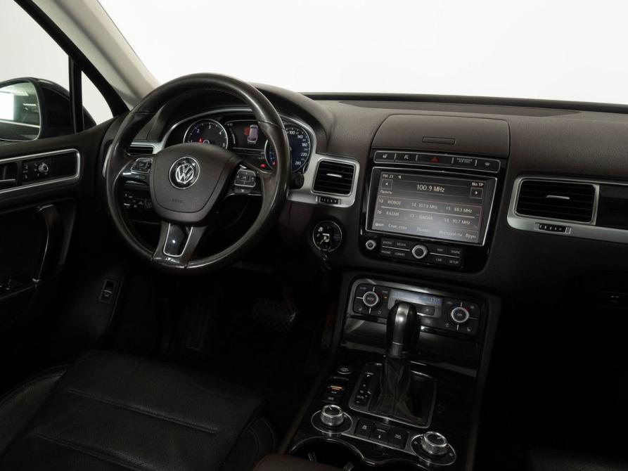 Volkswagen Touareg II Рестайлинг Казань  - изображение 13