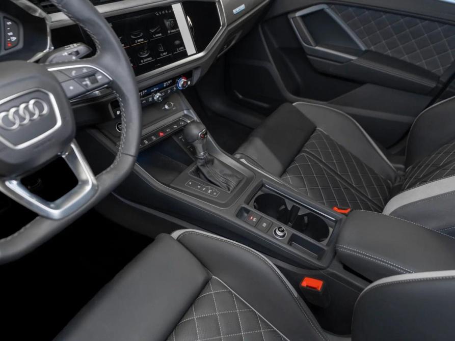 Audi Q3 II (F3) Москва  - изображение 17