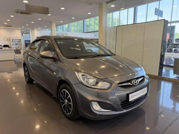 Hyundai Solaris I с пробегом 2012 года, цена 820 000 рублей, 130658 км, седан, Автокод Объявления