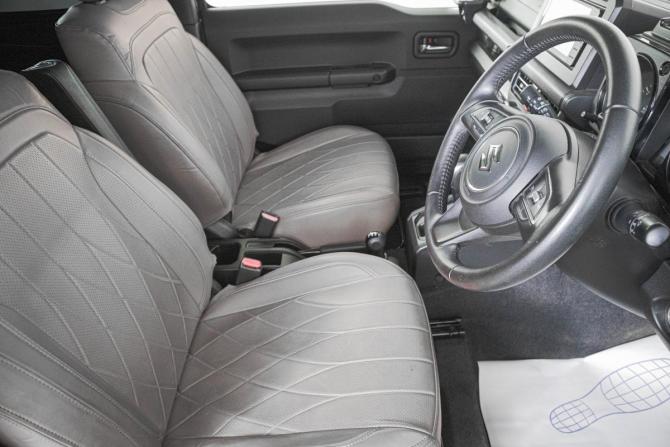 Suzuki Jimny IV с пробегом 2018 года, цена 2 149 000 рублей, 46000 км, внедорожник, Автокод Объявления