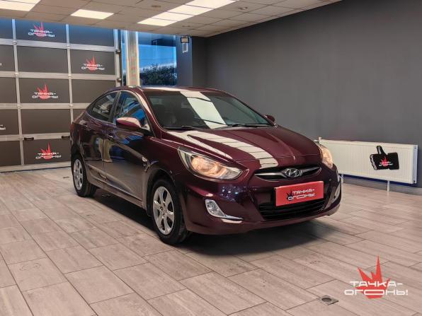 Hyundai Solaris I с пробегом 2013 года, цена 798 000 рублей, 137000 км, седан, Автокод Объявления