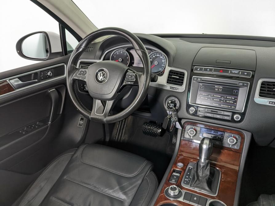 Volkswagen Touareg II Рестайлинг Москва  - изображение 26