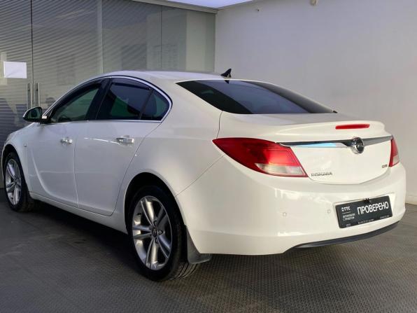 Opel Insignia I с пробегом 2013 года, цена 900 000 рублей, 176580 км, седан, Автокод Объявления