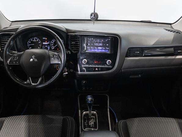 Mitsubishi Outlander III Рестайлинг 3 с пробегом 2021 года, цена 2 596 900 рублей, 86242 км, внедорожник, Автокод Объявления