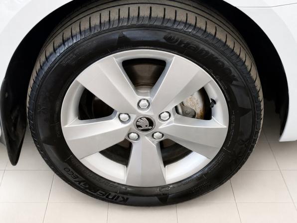 Skoda Octavia III (A7) Рестайлинг с пробегом 2019 года, цена 1 545 000 рублей, 174048 км, лифтбек, Автокод Объявления
