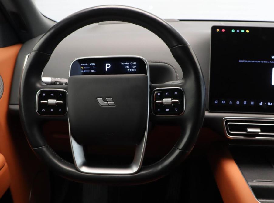 Li Auto (Lixiang) L9 I Москва  - изображение 13