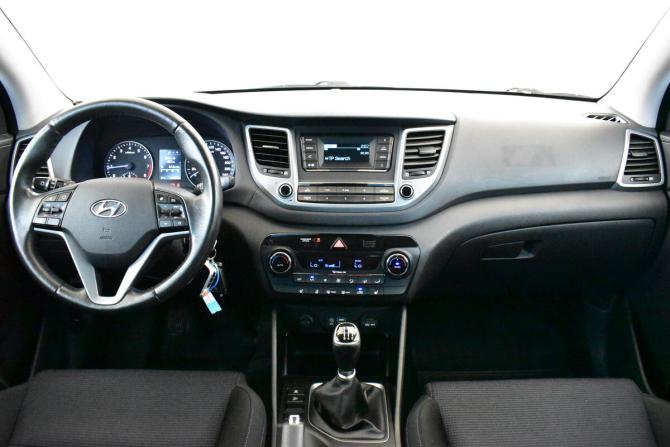 Hyundai Tucson III с пробегом 2016 года, цена 1 450 000 рублей, 198118 км, внедорожник, Автокод Объявления