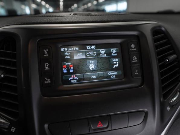 Jeep Cherokee V (KL) с пробегом 2014 года, цена 1 480 000 рублей, 178393 км, внедорожник, Автокод Объявления