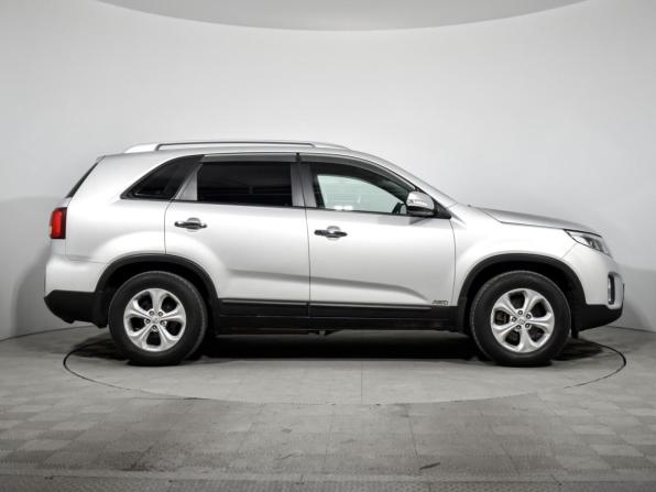 Kia Sorento II Рестайлинг с пробегом 2018 года, цена 1 689 000 рублей, 225000 км, внедорожник, Автокод Объявления