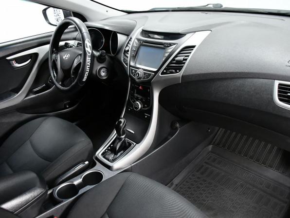 Hyundai Elantra V (MD) Рестайлинг с пробегом 2014 года, цена 947 000 рублей, 201000 км, седан, Автокод Объявления