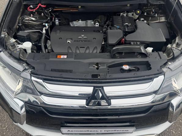 Mitsubishi Outlander III Рестайлинг 2 с пробегом 2018 года, цена 1 955 000 рублей, 57631 км, внедорожник, Автокод Объявления