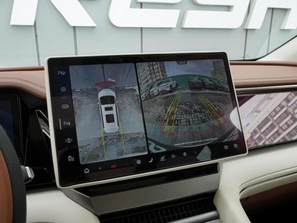 BYD Xia (M9) с пробегом 2025 года, цена 6 475 000 рублей, 346 км, минивэн, Автокод Объявления