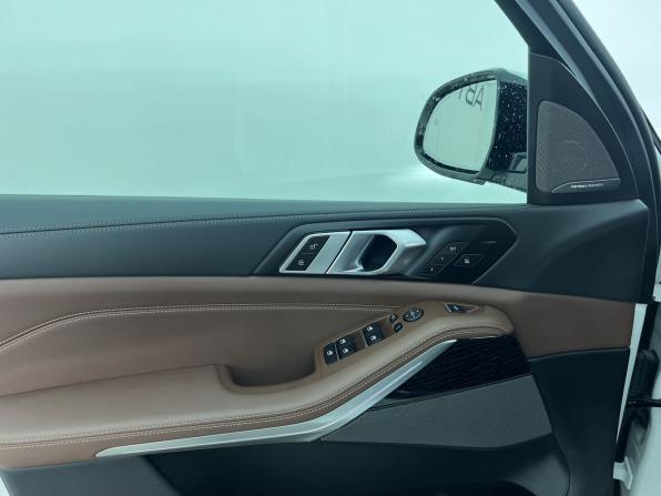BMW X5 IV (G05/G18) Рестайлинг с пробегом 2023 года, цена 12 810 000 рублей, 11954 км, внедорожник, Автокод Объявления