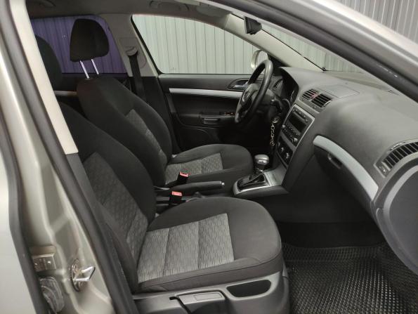 Skoda Octavia II (A5) Рестайлинг с пробегом 2011 года, цена 880 000 рублей, 161381 км, лифтбек, Автокод Объявления
