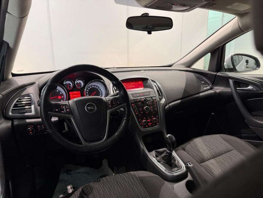 Opel Astra J Рестайлинг Самара  - изображение 9