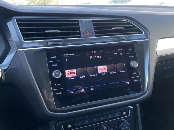 Volkswagen Tiguan II с пробегом 2018 года, цена 2 177 000 рублей, 183174 км, внедорожник, Автокод Объявления