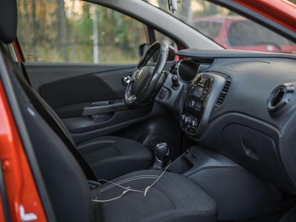 Renault Kaptur I с пробегом 2016 года, цена 1 109 000 рублей, 142504 км, внедорожник, Автокод Объявления