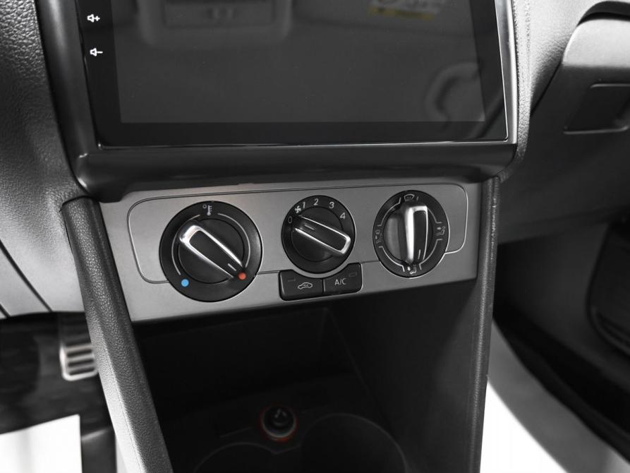 Volkswagen Polo V Рестайлинг Тверь  - изображение 16