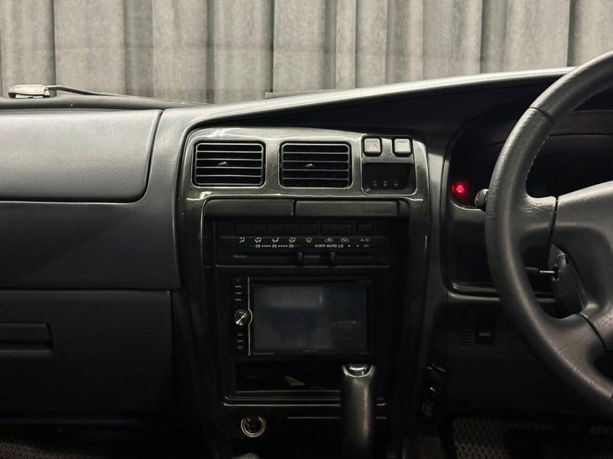 Toyota Hilux Surf III Рестайлинг Красноярск  - изображение 10