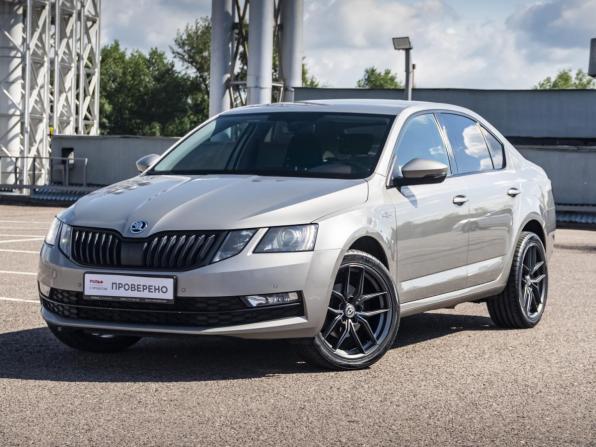 Skoda Octavia III (A7) Рестайлинг с пробегом 2020 года, цена 1 938 000 рублей, 111166 км, лифтбек, Автокод Объявления