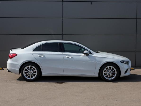 Mercedes-Benz A-Класс IV (W177) с пробегом 2020 года, цена 1 979 000 рублей, 129396 км, седан, Автокод Объявления