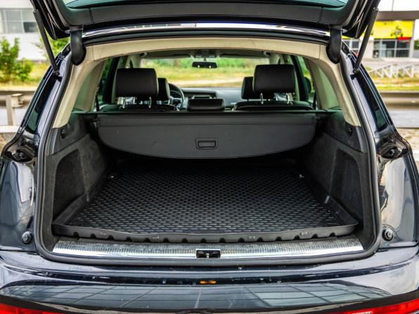 Audi Q7 I (4L) с пробегом 2008 года, цена 1 359 000 рублей, 225281 км, внедорожник, Автокод Объявления