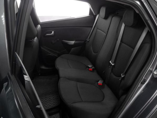 Kia Rio III Рестайлинг с пробегом 2015 года, цена 999 000 рублей, 121043 км, седан, Автокод Объявления