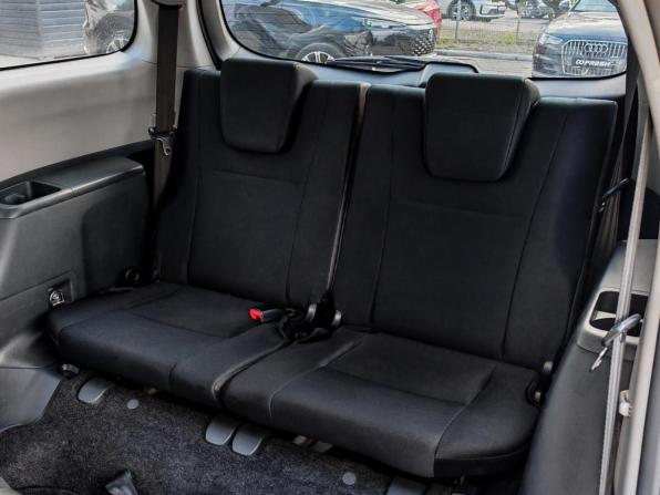 Toyota Wish II с пробегом 2010 года, цена 1 230 000 рублей, 182503 км, минивэн, Автокод Объявления