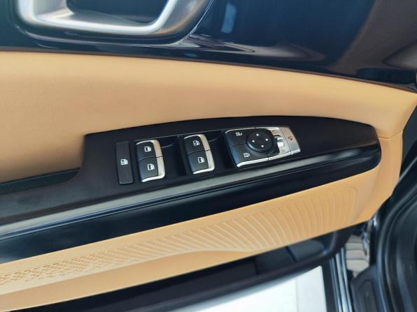 Kia Carnival IV с пробегом 2022 года, цена 3 449 000 рублей, 118215 км, минивэн, Автокод Объявления
