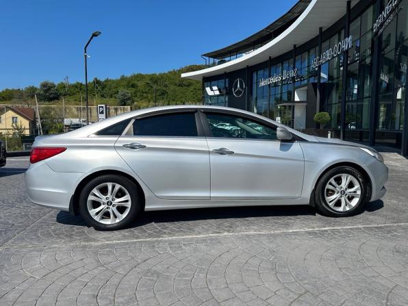 Hyundai Sonata VI (YF) с пробегом 2010 года, цена 949 000 рублей, 213587 км, седан, Автокод Объявления