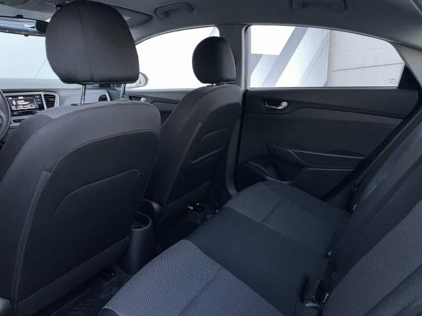 Hyundai Solaris II Рестайлинг с пробегом 2022 года, цена 1 590 000 рублей, 84087 км, седан, Автокод Объявления