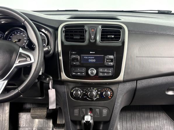 Renault Logan II Рестайлинг с пробегом 2021 года, цена 1 195 000 рублей, 81591 км, седан, Автокод Объявления