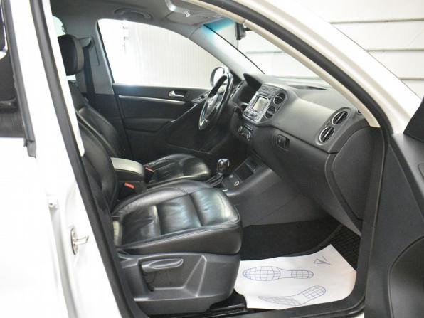 Volkswagen Tiguan I Рестайлинг с пробегом 2013 года, цена 1 229 000 рублей, 197458 км, внедорожник, Автокод Объявления