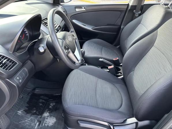 Hyundai Solaris I Рестайлинг с пробегом 2016 года, цена 875 500 рублей, 209716 км, седан, Автокод Объявления