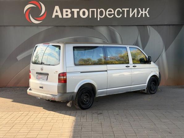 Volkswagen Caravelle T5 с пробегом 2009 года, цена 1 120 000 рублей, 346300 км, минивэн, Автокод Объявления