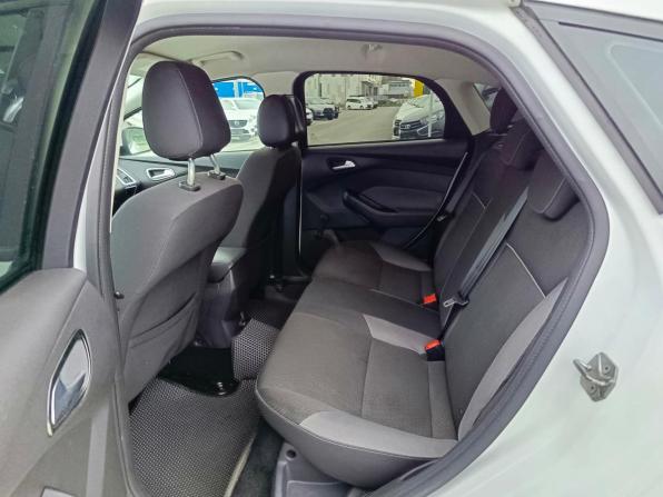 Ford Focus III Рестайлинг с пробегом 2015 года, цена 946 995 рублей, 145048 км, седан, Автокод Объявления
