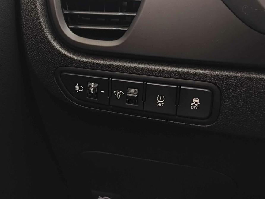 Kia Rio IV Рестайлинг Санкт-Петербург  - изображение 19