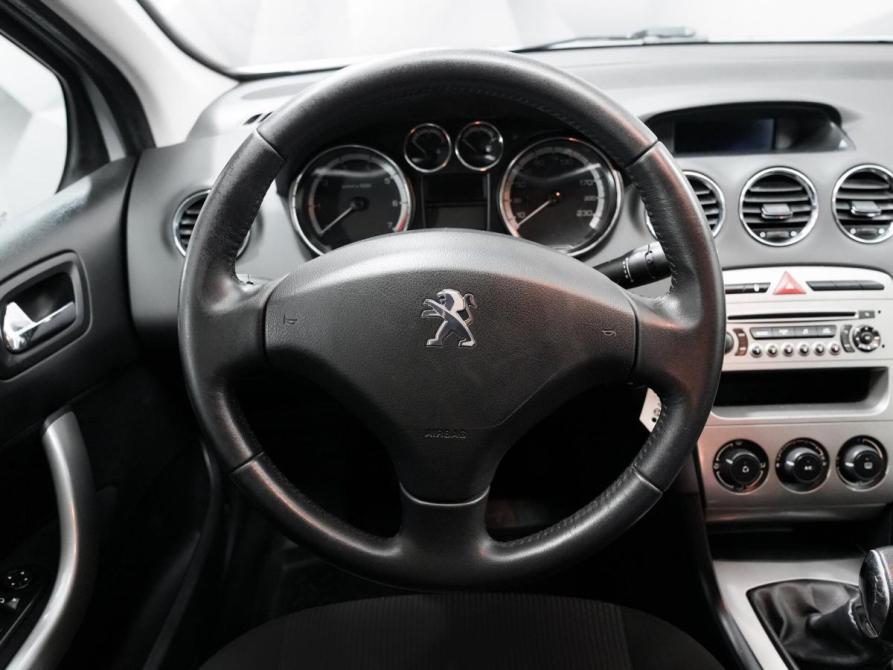 Peugeot 408 I Ульяновск  - изображение 12