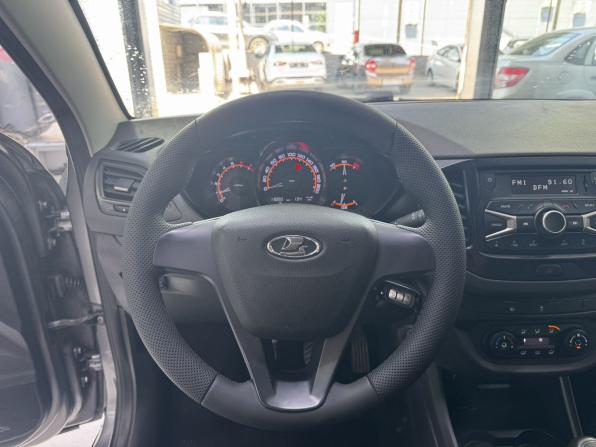 Lada (ВАЗ) Vesta I с пробегом 2019 года, цена 870 000 рублей, 115975 км, седан, Автокод Объявления