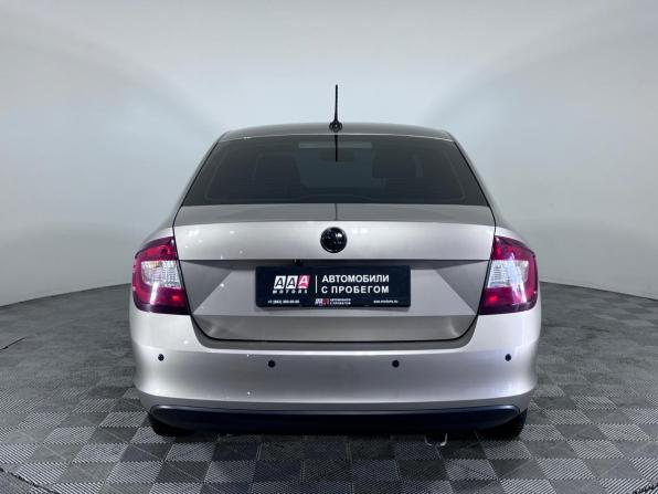 Skoda Rapid I Рестайлинг с пробегом 2018 года, цена 1 230 000 рублей, 77316 км, лифтбек, Автокод Объявления