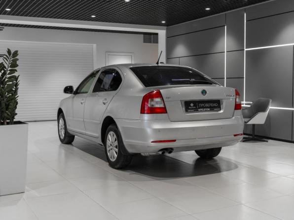Skoda Octavia II (A5) Рестайлинг с пробегом 2011 года, цена 670 000 рублей, 194497 км, лифтбек, Автокод Объявления