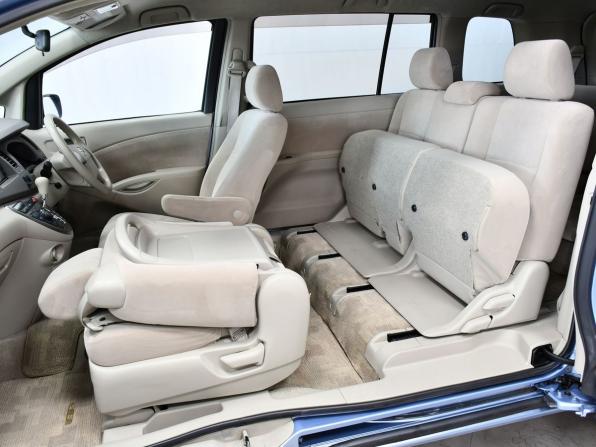 Toyota ISis I Рестайлинг с пробегом 2009 года, цена 1 137 000 рублей, 218137 км, компактвэн, Автокод Объявления