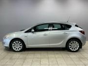 Opel Astra J Уфа  - изображение 25