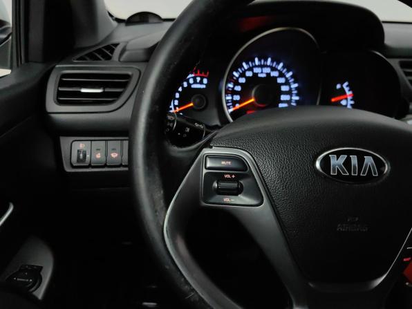 Kia Rio III Рестайлинг с пробегом 2016 года, цена 1 084 000 рублей, 126408 км, седан, Автокод Объявления